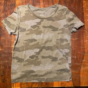 American Eagle Juniors Crop Top